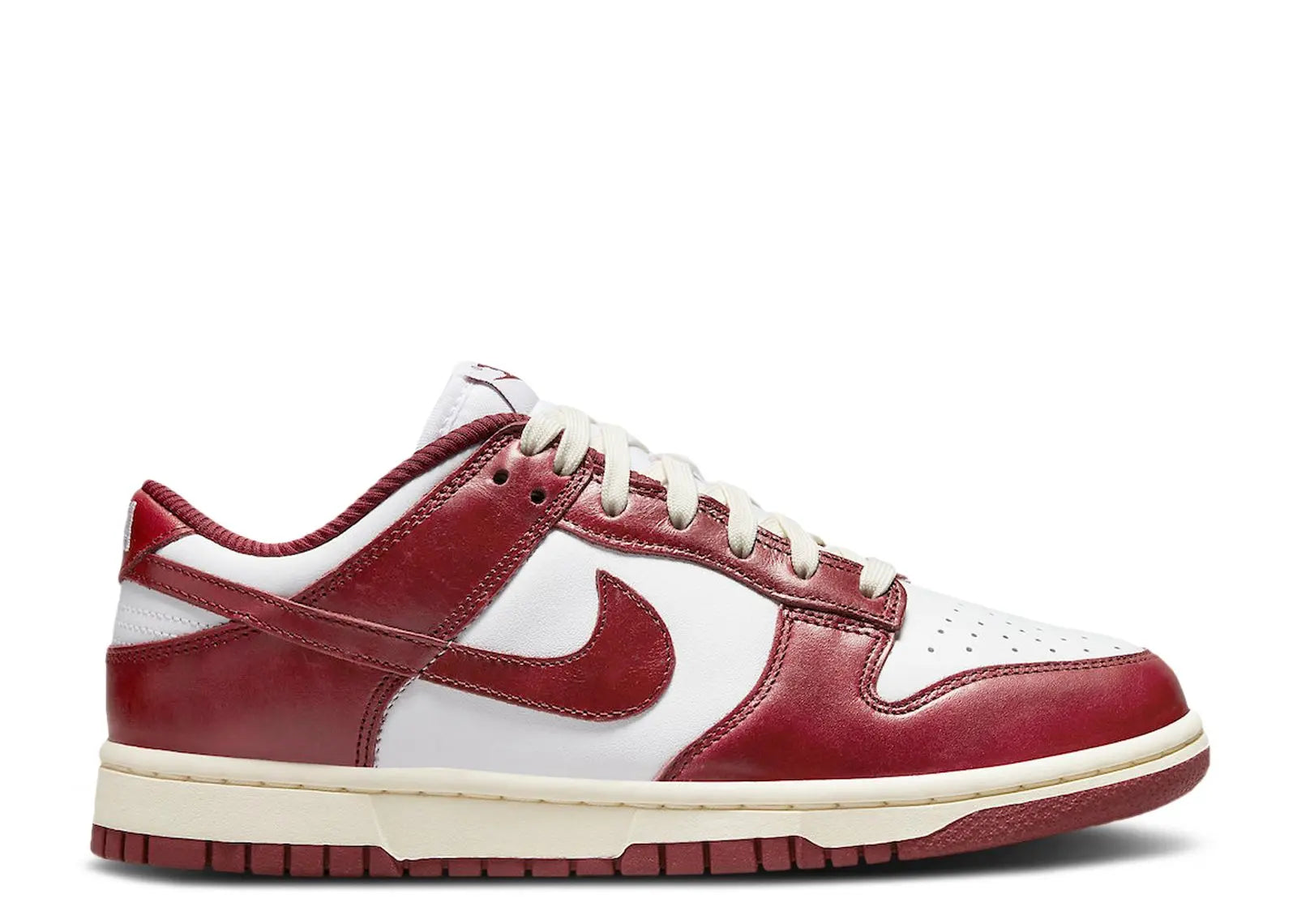Wmns Dunk Low Premium Team Red Nike