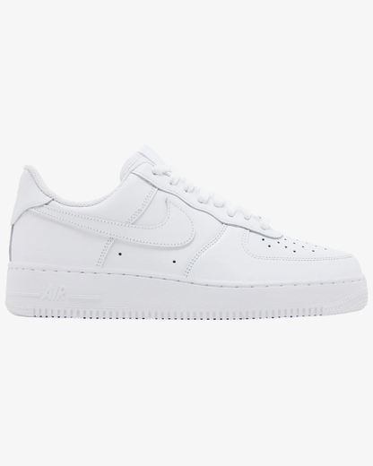 Nike Air Force 1 07 Triple White Nike