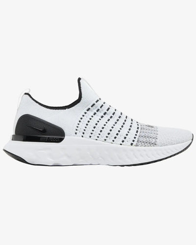 Nike React Phantom Run Flyknit 2 Oreo Nike