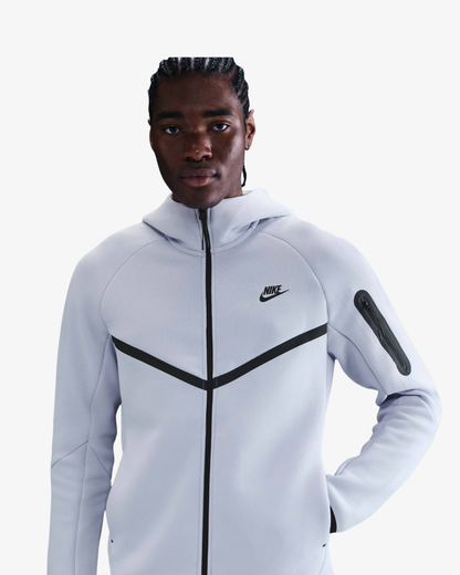 Nike Tech Fleece - Ghost/Black