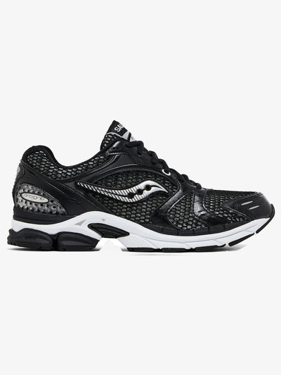 Saucony ProGrid Triumph 4 'Black' – side