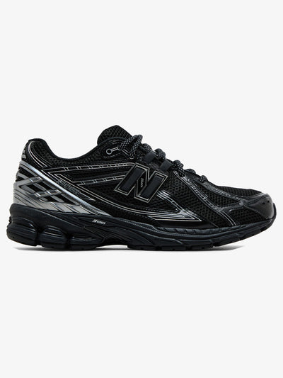 New Balance 1906R 'Black Silver' – side