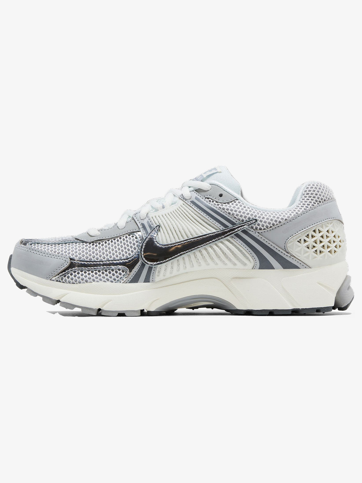 Nike Zoom Vomero 5 'Metallic Silver' – inner side