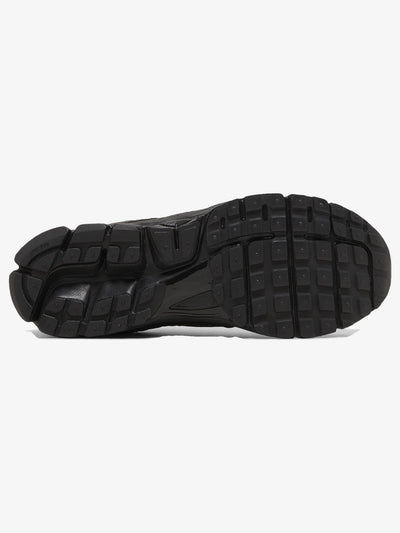 Nike Zoom Vomero 5 'Triple Black' – sole