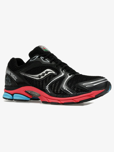Saucony ProGrid Triumph 4 'Keith Haring NYC Marathon' – front three-quarter