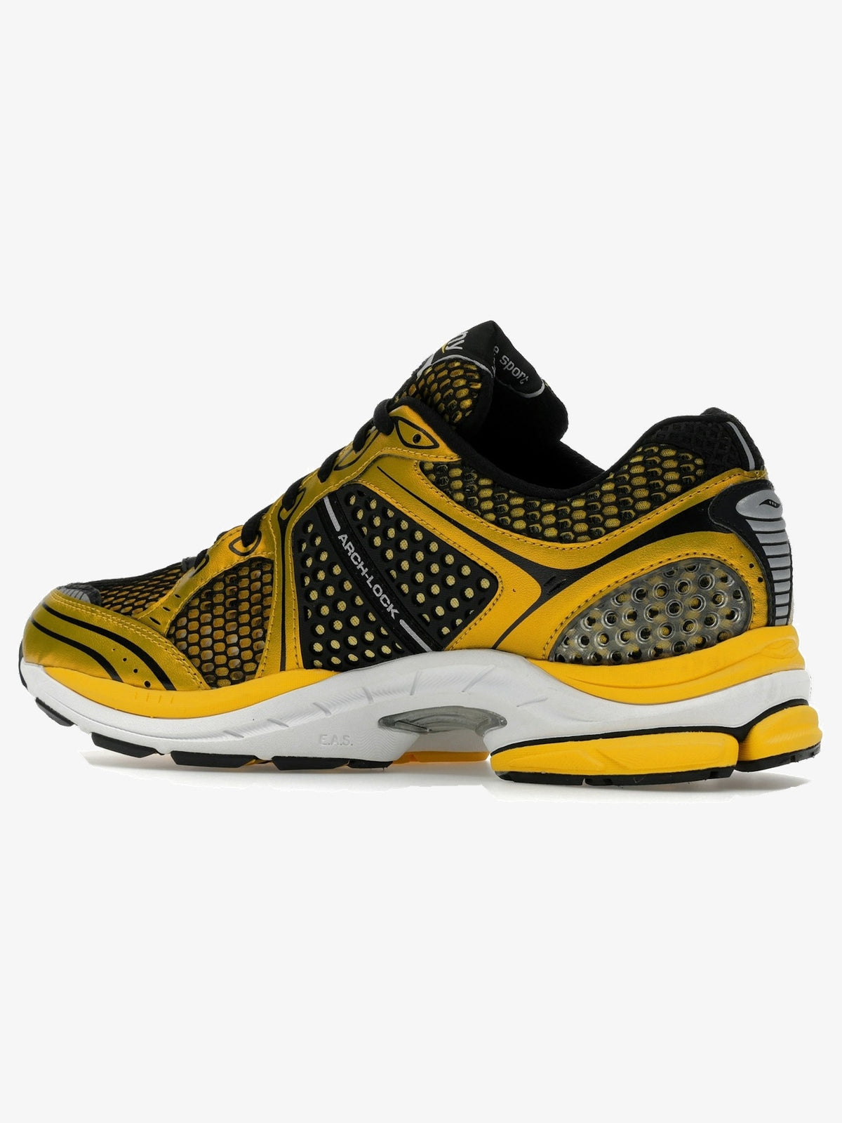 Saucony ProGrid Triumph 4 'Lemon Chrome' – rear three-quarter