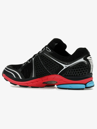 Saucony ProGrid Triumph 4 'Keith Haring NYC Marathon' – rear three-quarter