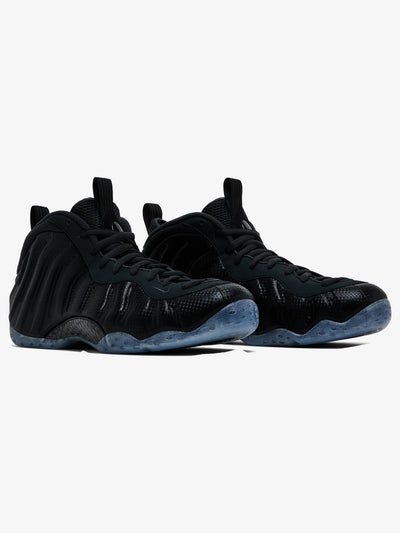 Nike Air Foamposite One 'Carbon Fiber' – pair