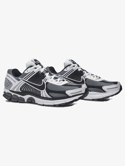Nike Zoom Vomero 5 SE SP 'Dark Grey Black White' – pair