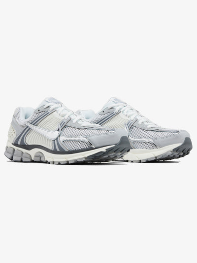 Nike Zoom Vomero 5 'Metallic Silver' – pair